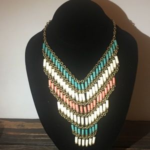 Tricolor large teared necklace